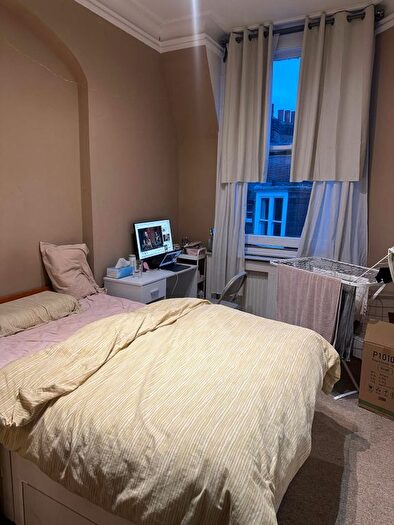2 Bedroom Flat To Rent In Alexandra Court, Maida Vale, W9