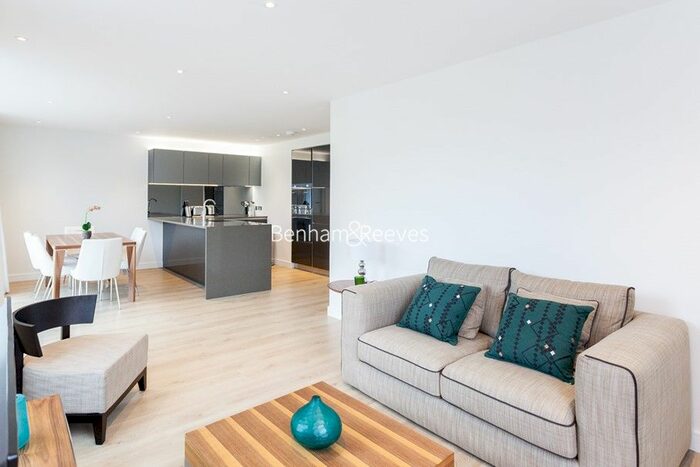 2 Bedroom Flat To Rent In Kew Bridge West, Brentford, TW8