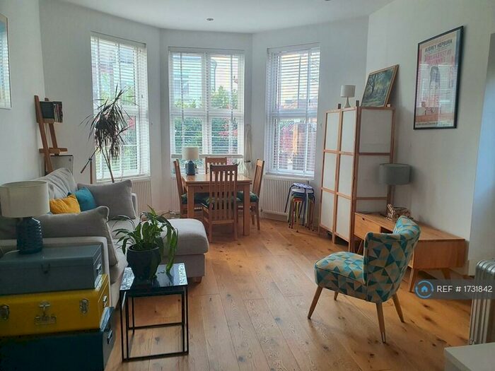 1 Bedroom Flat To Rent In Rondu Road, London, NW2