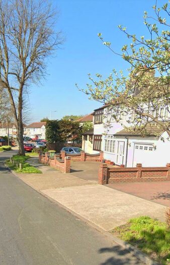 3 Bedroom Semi-Detached House To Rent In Shelley Avenue, Elm Park, Romford, Hornchurch, RM12