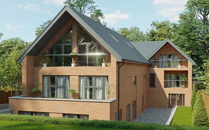 2 Bedroom Flat For Sale In Bond Road, Warlingham, CR6