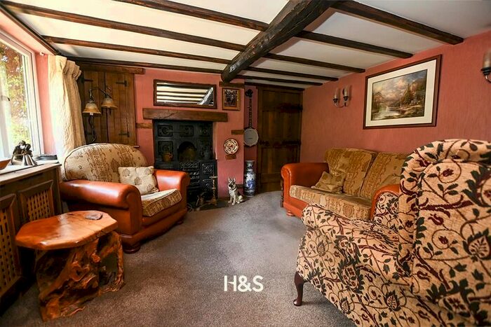 3 Bedroom Cottage For Sale In Bills Lane, Shirley, Solihull, B90