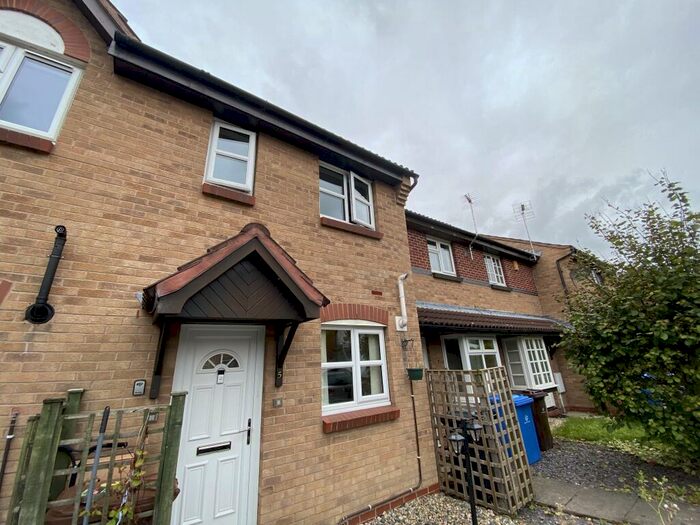2 Bedroom Town House To Rent In Maytree Close, Oakwood, DE21