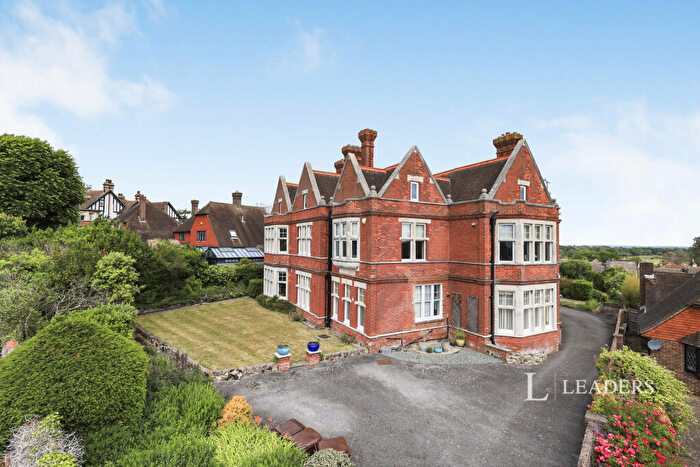 2 Bedroom Flat To Rent In Prideaux Road, Eastbourne, BN21