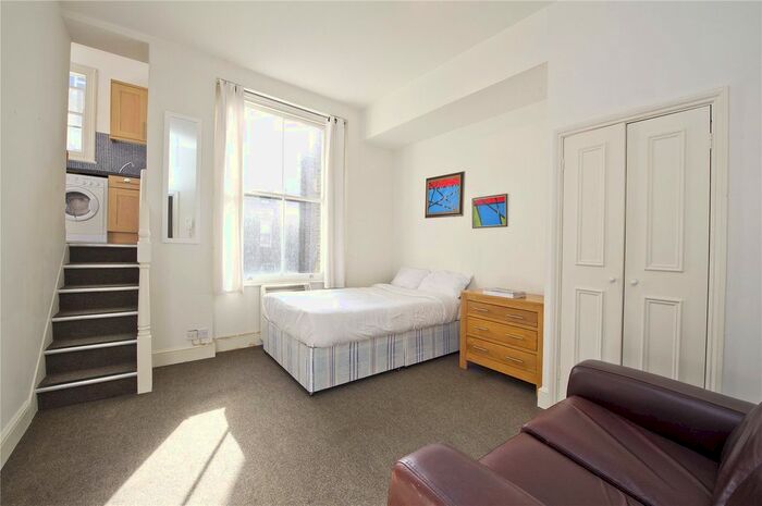 1 Bedroom Parking/garage To Rent In Collingham Place, London, SW5