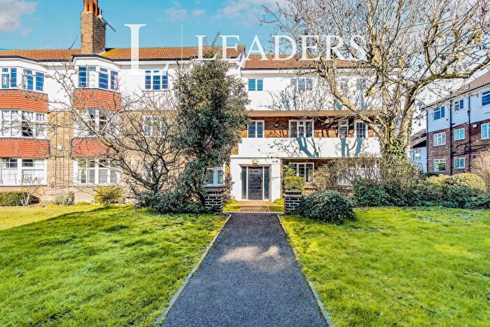 3 Bedroom Flat To Rent In Cecil Court, Addiscombe Road, Croydon, CR0