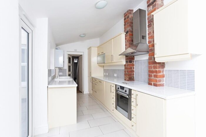 2 Bedroom Terraced House To Rent In Princes Road Cheltenham, GL50