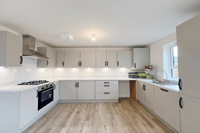 3 Bedroom End Of Terrace House To Rent In Shippery Lane, Swindon, SN1