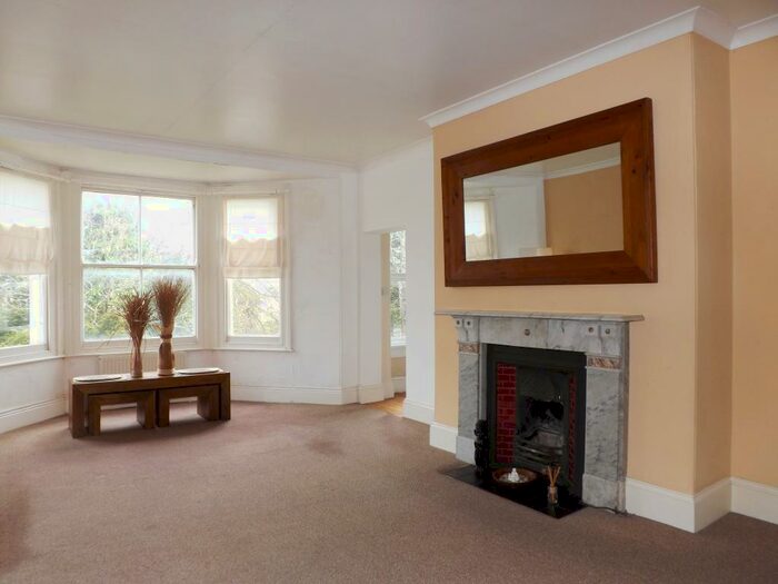 2 Bedroom Flat To Rent In Stuart Road, Plymouth *Available With Zero Depsoit Guarantee*, PL1