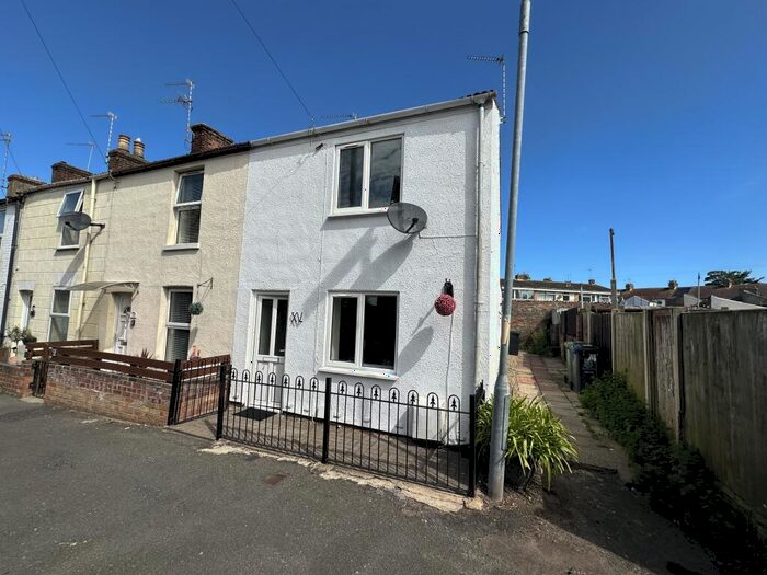 2 Bedroom House To Rent In Manby Road, Gorleston, Great Yarmouth, NR31