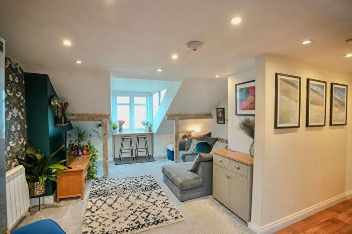 1 Bedroom Flat For Sale In Prince Of Wales Road, Clevedon House Prince Of Wales Road, NR27