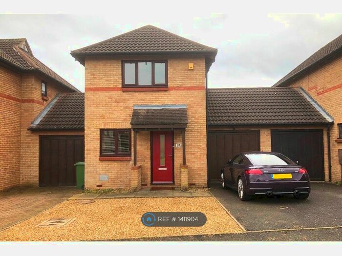2 Bedroom Detached House To Rent In Selby Grove, Milton Keynes, MK5