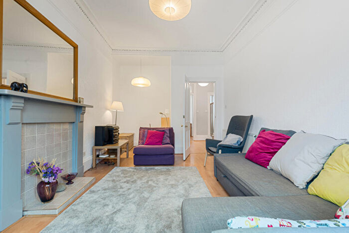 1 Bedroom Flat For Sale In / Hotspur Street, North Kelvinside, G20
