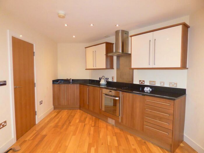 1 Bedroom Apartment To Rent In Copperfield House, Huddersfield Road, Halifax, HX3