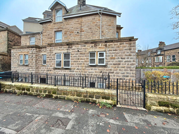 2 Bedroom Apartment For Sale In Mayfield Grove, Harrogate, HG1