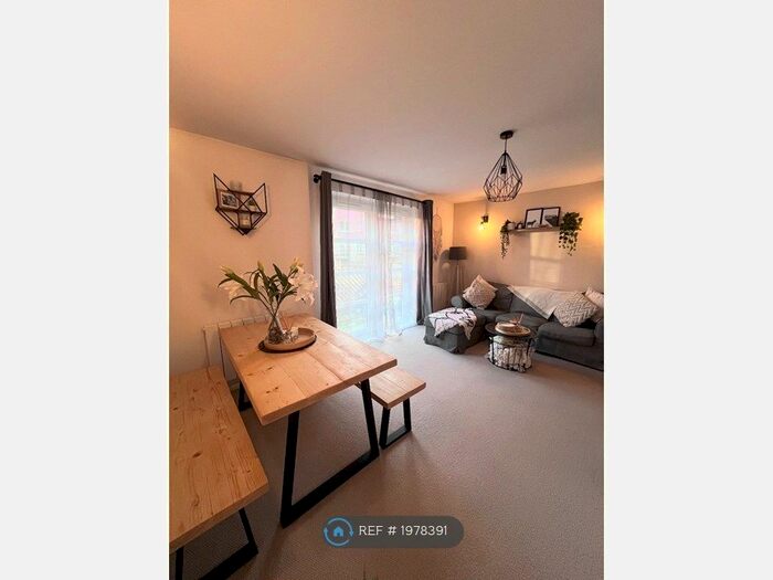 1 Bedroom Flat To Rent In Waterside, Exeter, EX2