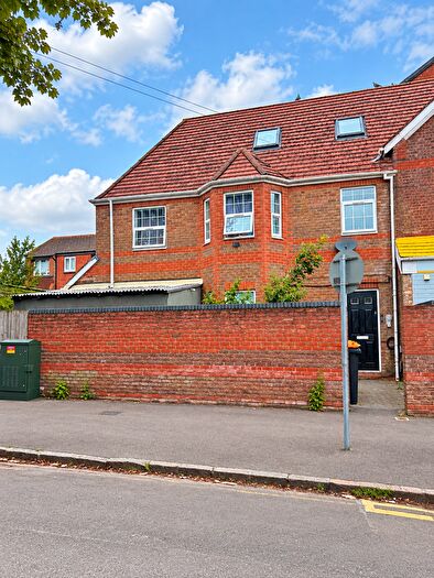 1 Bedroom Flat To Rent In High Street North, Dunstable, LU6