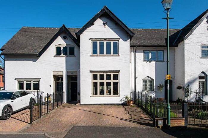 3 Bedroom Semi Detached House To Rent In Albert Road, NG3