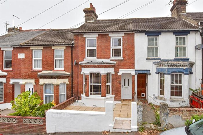 3 Bedroom Terraced House For Sale In Monins Road, Dover, Kent, CT17