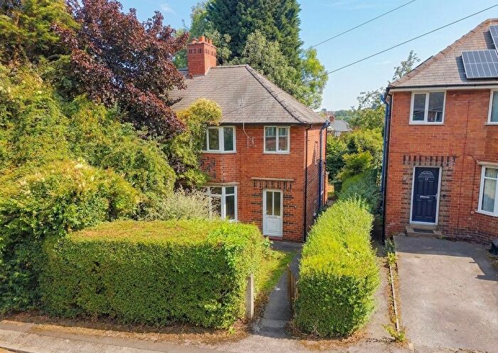 3 Bedroom Semi-Detached House For Sale In Enfield Road, Chesterfield, S41