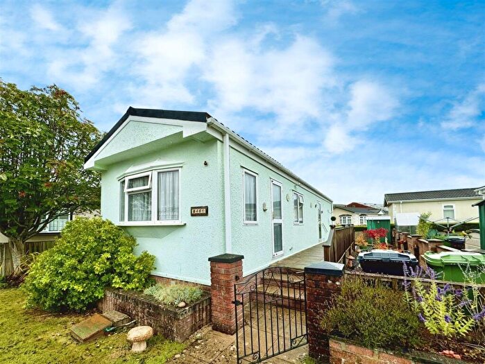 1 Bedroom Park Home For Sale In Severn Bridge Park Homes, Beachley, Chepstow, NP16