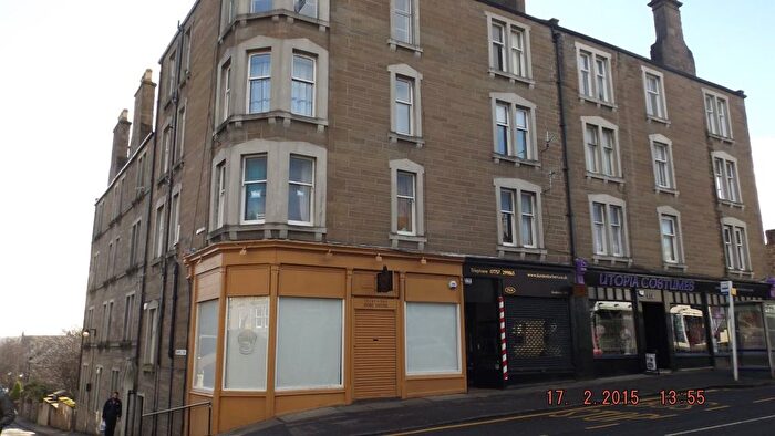 3 Bedroom Flat To Rent In Seafield Road, Dundee, DD1