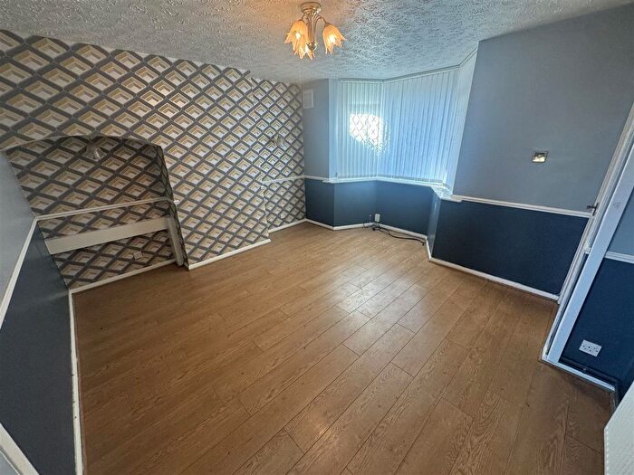 3 Bedroom Property To Rent In The Oval, Smethwick, B67