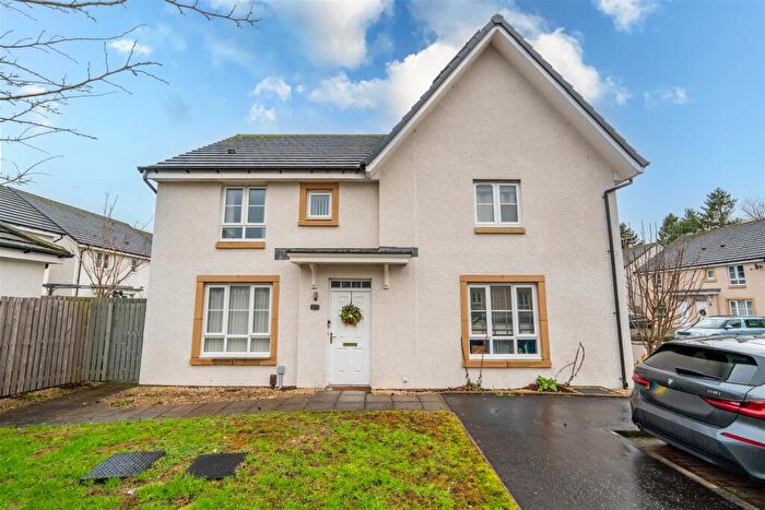 3 Bedroom Semi Detached House For Sale In Howatston Court, Livingston, EH54