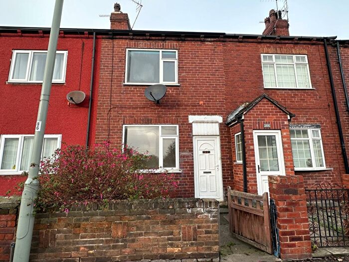 2 Bedroom Property To Rent In Castleford Road, Normanton, WF6
