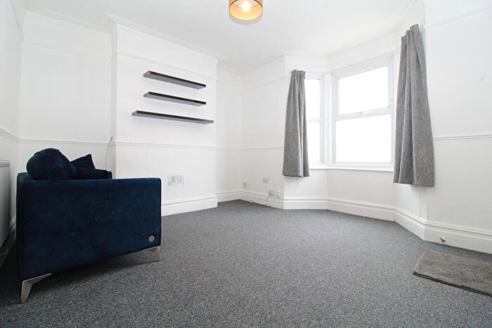 1 Bedroom Terraced House To Rent In Ground Floor Flat, Chester Road, Gillingham, ME7