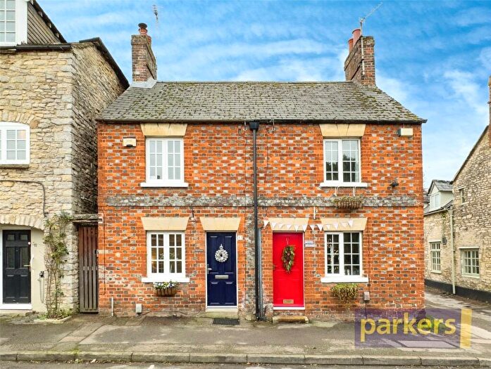1 Bedroom Semi-Detached House For Sale In Queen Street, Eynsham, Witney, Oxfordshire, OX29