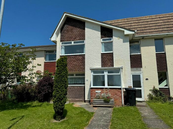 3 Bedroom Terraced House To Rent In Bainbridge Close, Seaford, East Sussex, BN25