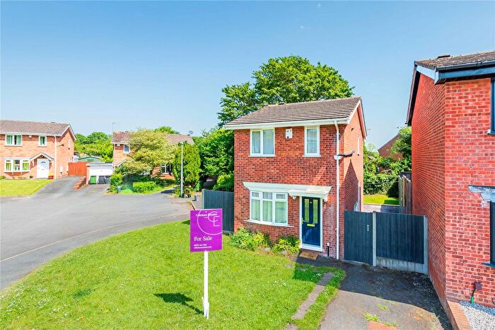 2 Bedroom Detached House For Sale In Beckbury Drive, Stirchley, Telford, Shropshire, TF3