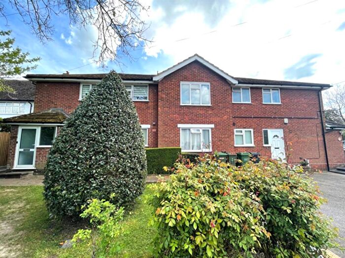 2 Bedroom Maisonette To Rent In Eastbury Avenue, Northwood, HA6