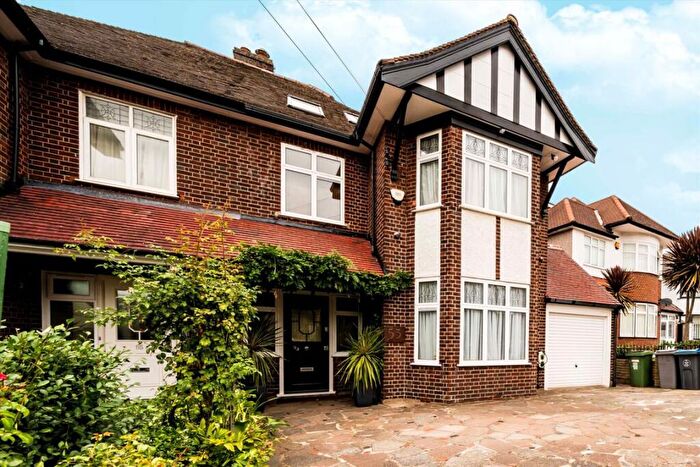 5 Bedroom Semi-Detached House For Sale In Peter Avenue, Kensal Rise, NW10