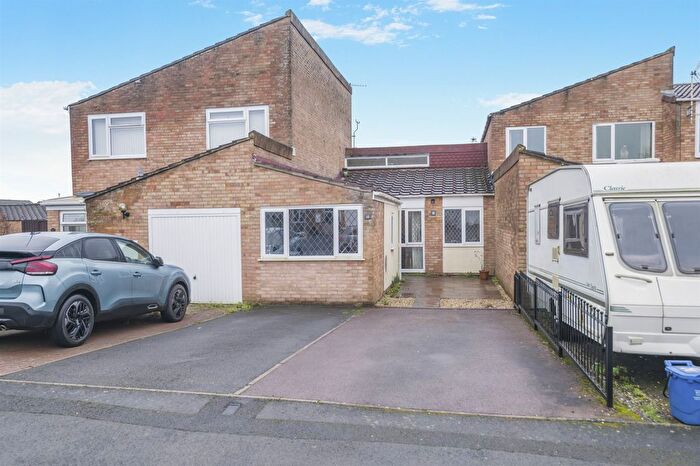 2 Bedroom Terraced House For Sale In Oak Close, Bulwark, Chepstow, Monmouthshire, NP16