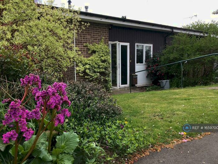 3 Bedroom Bungalow To Rent In Headcorn Drive, Canterbury, CT2
