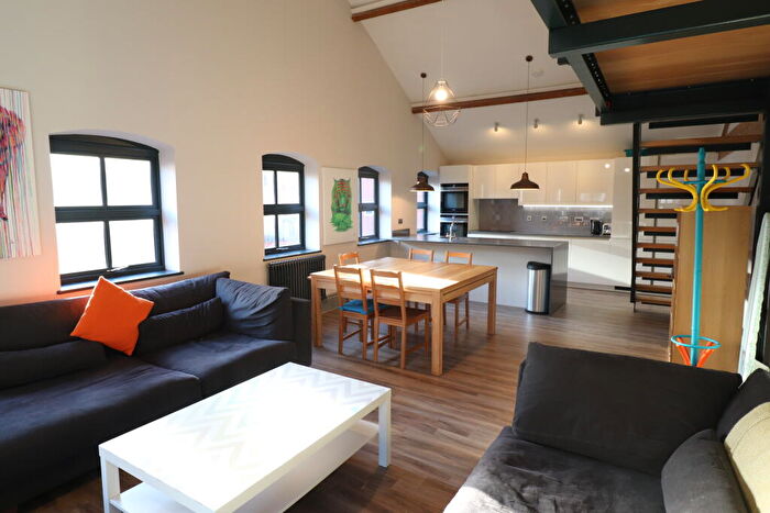 3 Bedroom Apartment To Rent In Clement Street, Birmingham, B1