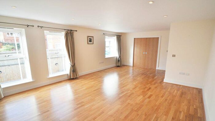 2 Bedroom Apartment To Rent In Frances Road, SL4