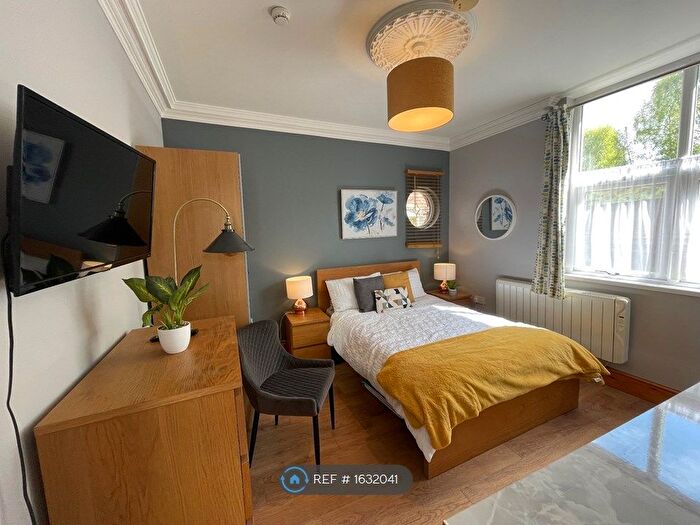 Studio To Rent In Station Street, Cradley Heath, B64