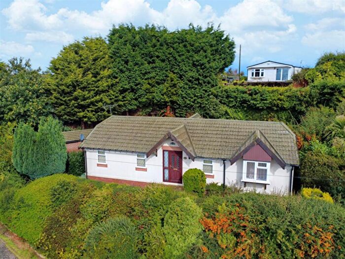 2 Bedroom Park Home For Sale In Killarney Park, Nottingham, NG6