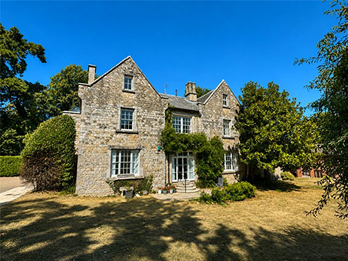 2 Bedroom Flat For Sale In Old Parsonage Court, West Malling, Kent, ME19