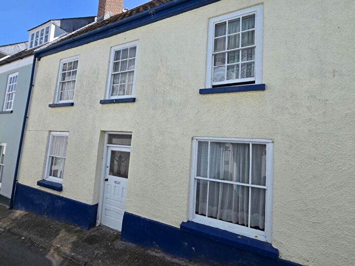 4 Bedroom House For Sale In Bude Street, Appledore, EX39