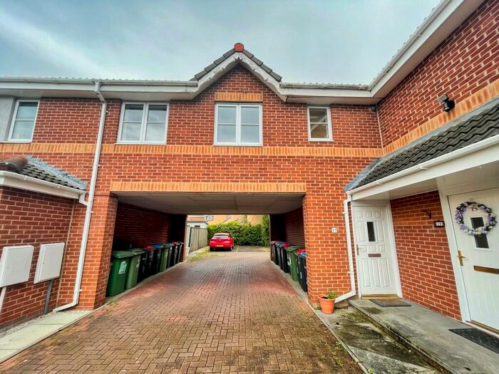 1 Bedroom Apartment To Rent In Thirlmere Close, Winsford, Cheshire, CW7