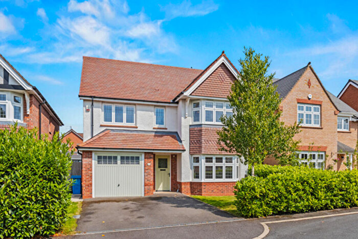 4 Bedroom Detached House For Sale In Handlake Drive, Liverpool, L19
