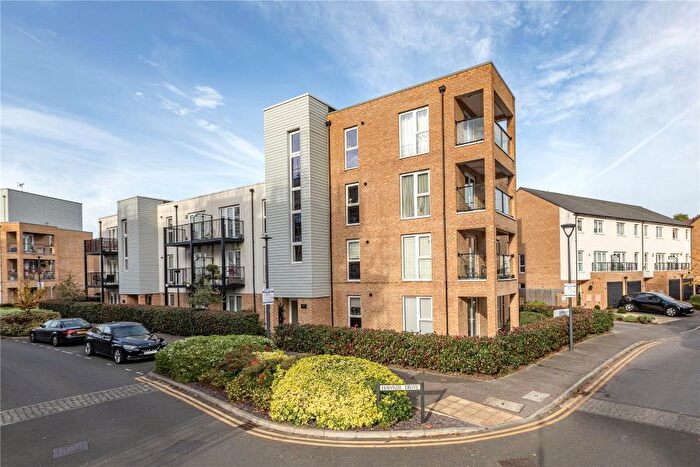 2 Bedroom Apartment To Rent In Addlestone, Surrey, KT15