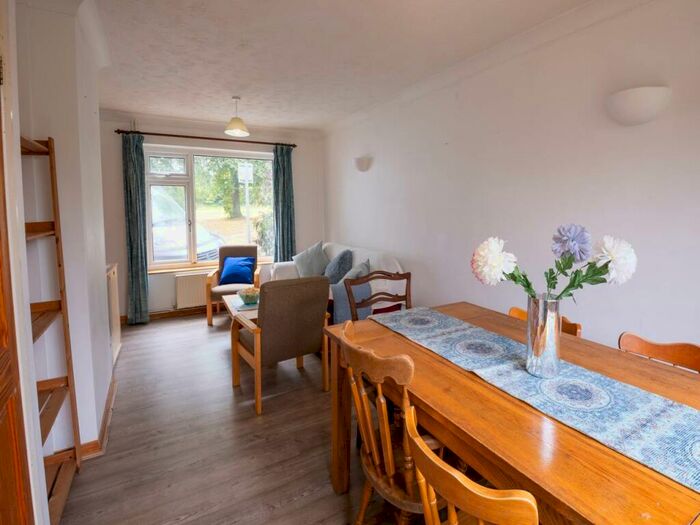 5 Bedroom House To Rent In Queens Avenue, Canterbury, Kent, CT2