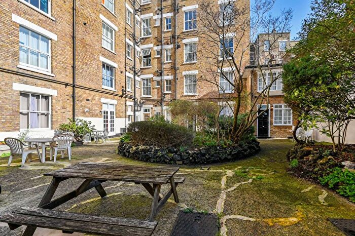 1 Bedroom Flat For Sale In Shroton Street, Marylebone, London, NW1
