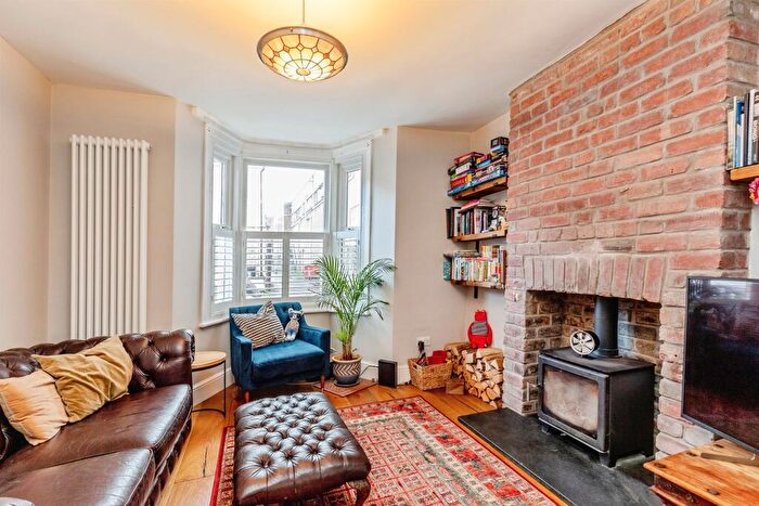 3 Bedroom End Of Terrace House For Sale In Ryde Road, Bristol, BS4