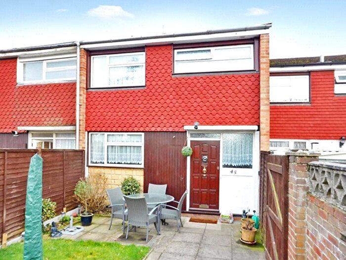 3 Bedroom Terraced House For Sale In Worcester Close, Farnborough, Hampshire, GU14